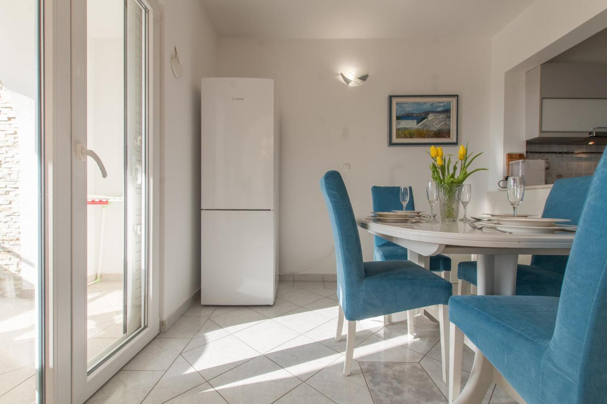 Apartments Jagoda Макарска Екстериор снимка